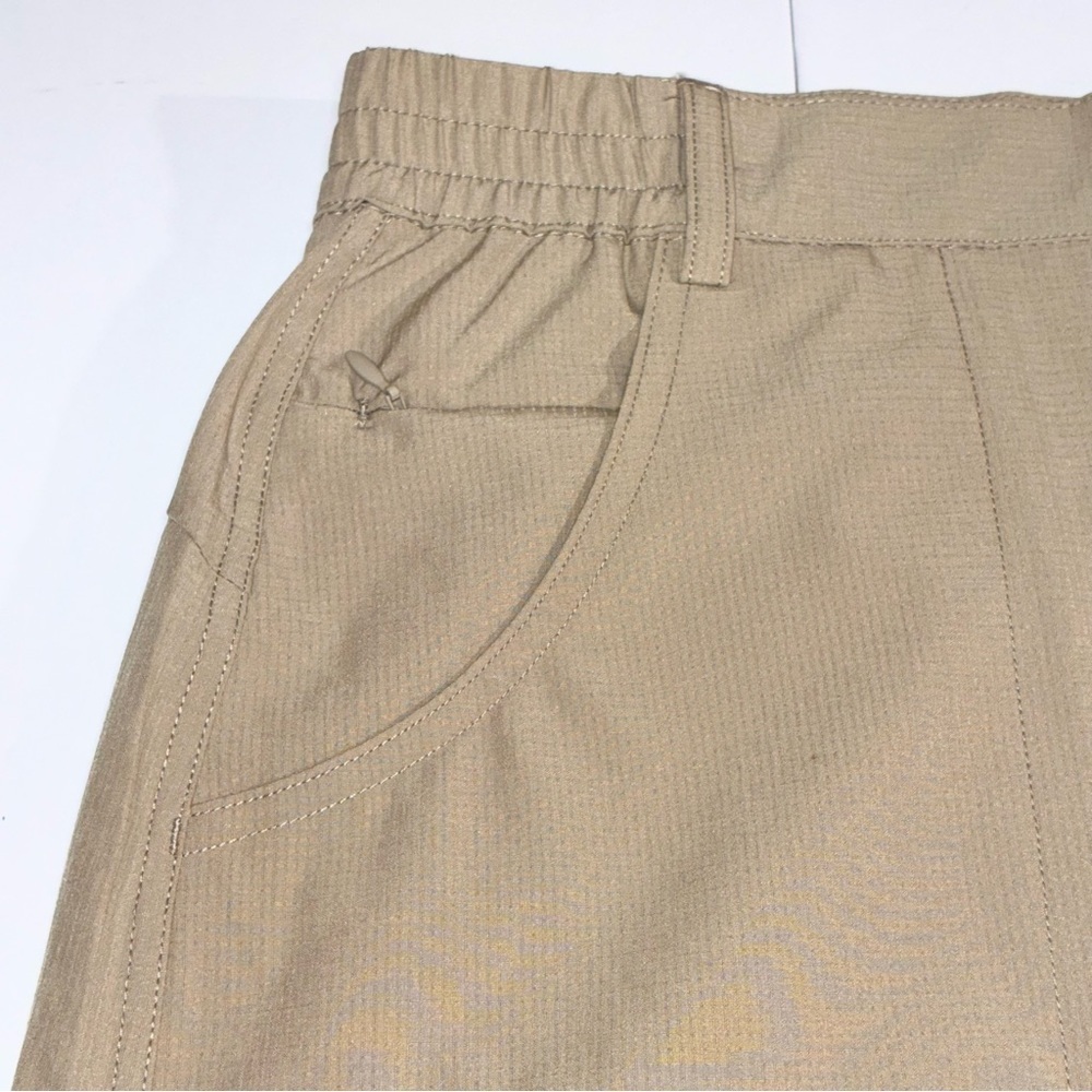 Tilley Women's Trek Ripstop Skirt Large Tan Khaki NWOT comfort Hiking - Picture 6 of 13